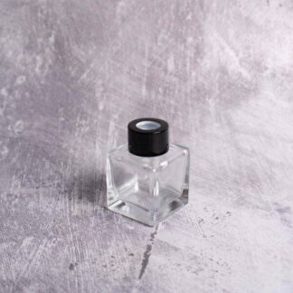 Μπουκάλι τετράγωνο με μαύρο καπάκι 50ml